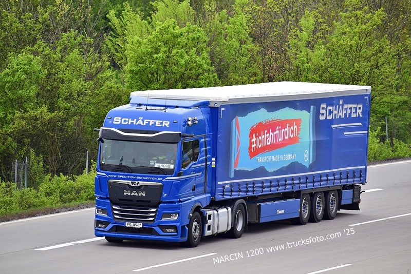 _DSC5563 SCHAFFER-crop-MAN TGX II.JPG