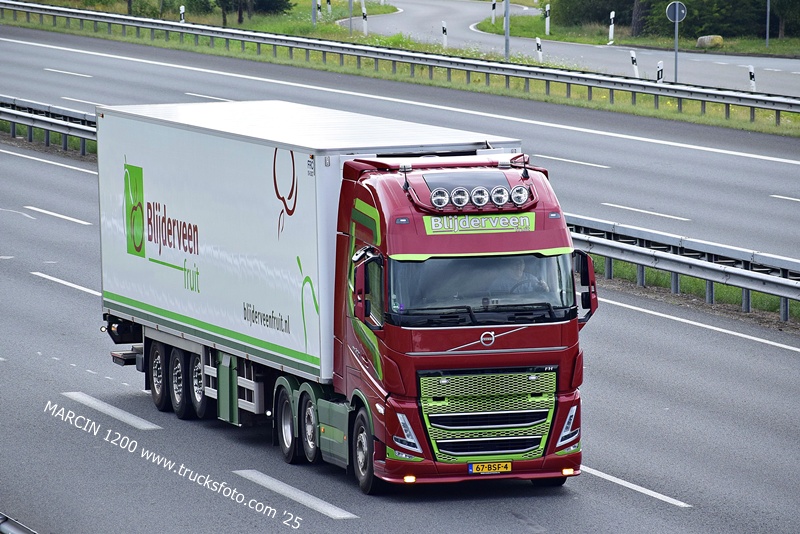 _DSC8690 BLIJDERVEEN FRUIT-crop-VOLVO FH5.JPG