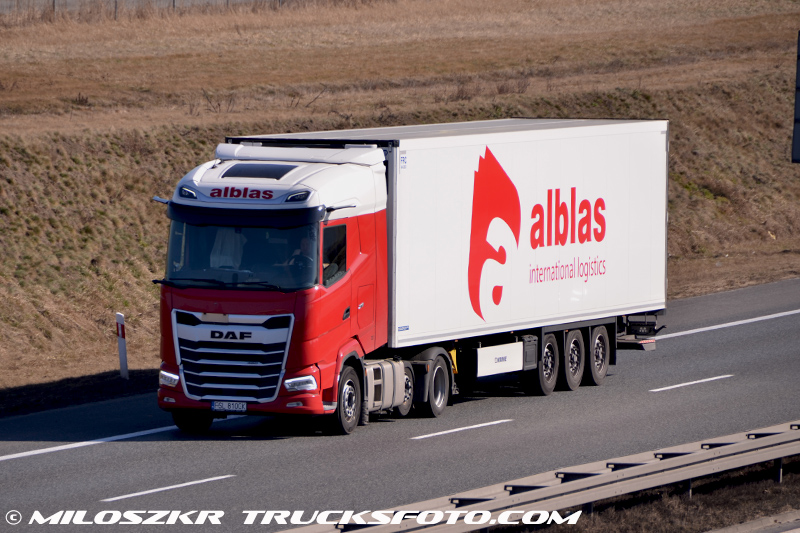 Daf XG_Alblas_6385.JPG