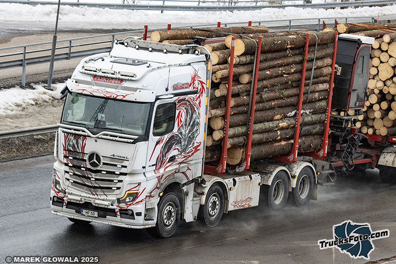 Mercedes-Benz Actros L - Flyktman.jpg
