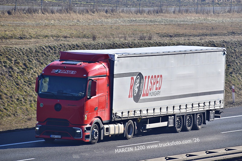 _DSC2065 ROLLSPED-crop-ActrosL ProCabin.JPG