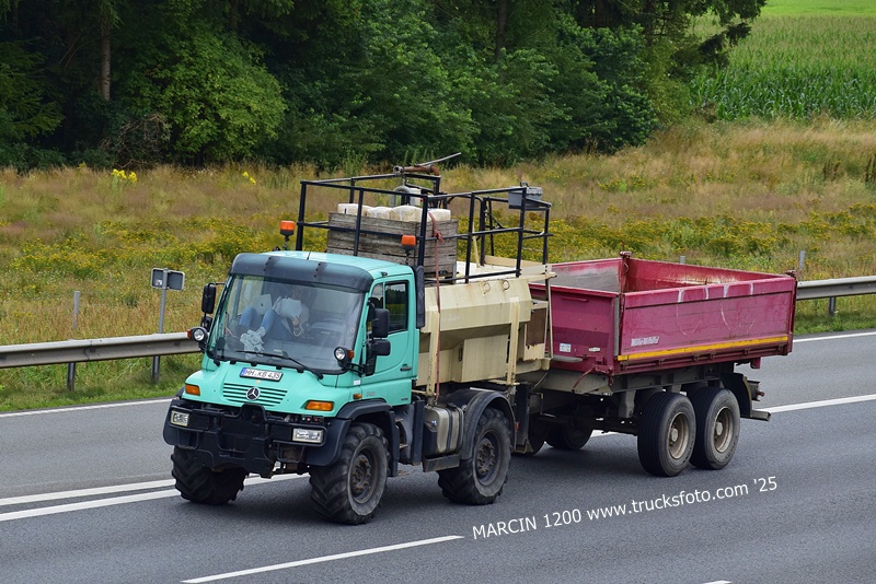 _DSC9420 UNIMOG-crop--------.JPG