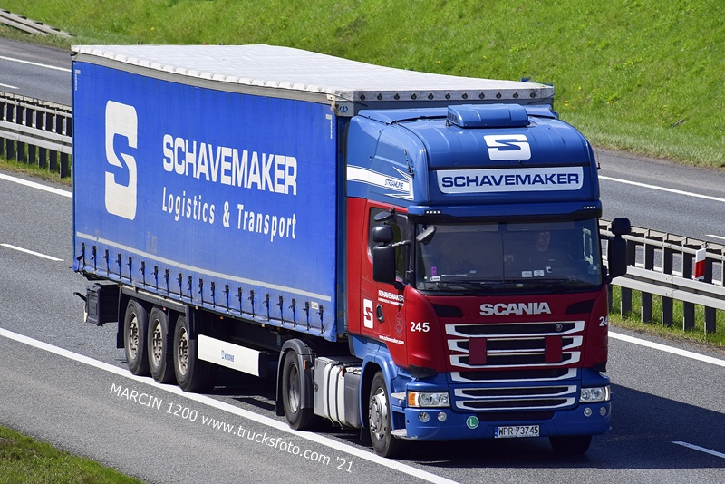_DSC5400 SCHAVEMAKER-crop-SCANIA R.JPG
