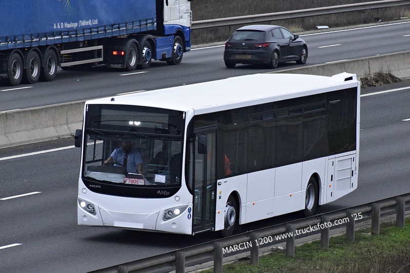 _DSC0277 AUTOBUS VOLVO EVORA-crop------.JPG