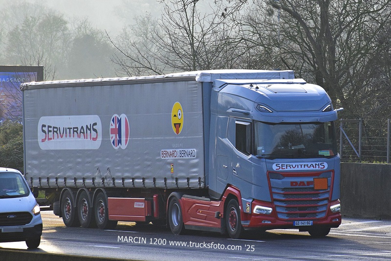 _DSC9444 SERVITRANS-crop-DAF XF.JPG
