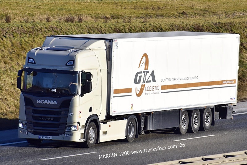 _DSC1169 GTA ROSHEN-crop-SCANIA R NG.JPG