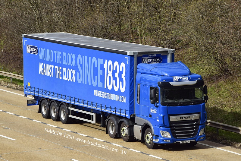 _DSC5295 MENZIES-crop-DAF XF106 II.JPG