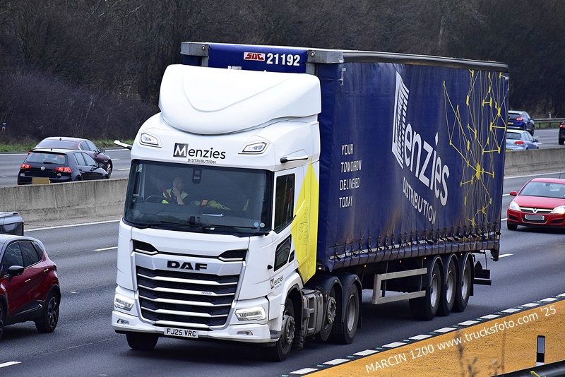 _DSC9033 MENZIES-crop-DAF.JPG