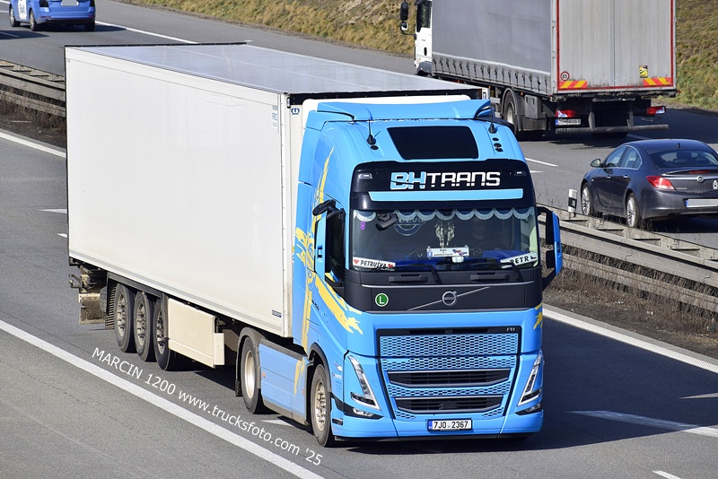 _DSC2350 BH TRANS-crop-VOLVO FH5.JPG