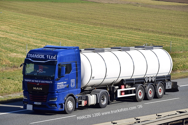 _DSC3328 TRANSOIL 1LTD.-crop-MAN TGX II.JPG