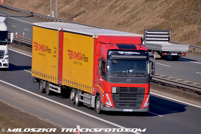 Volvo FH5_Omega Pilzno_6304.JPG