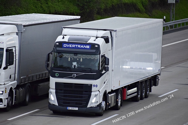 _DSC2288 OVERTRANS-crop-VOLVO FH5.JPG