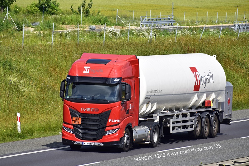 KP LOGISTIK-crop-IVECO S-WAY.JPG