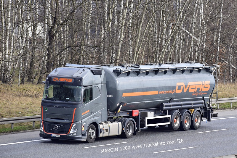 _DSC3385 OVERIS-crop-VOLVO FH AERO.JPG