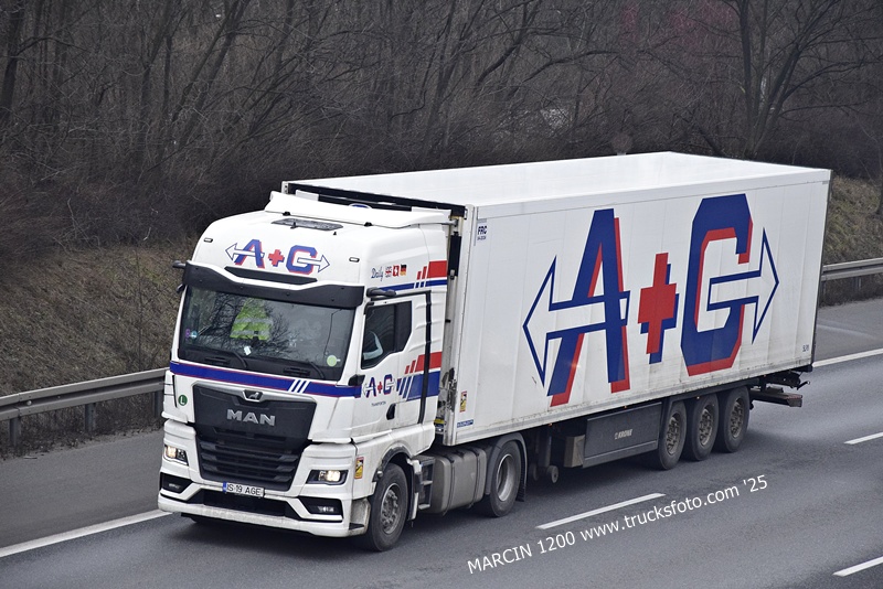 A+G-crop-MAN TGX II.JPG