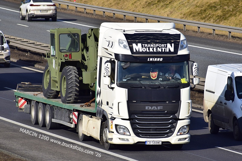_DSC1395 MOLKENTIN TRANSPORT-crop-DAF XF 106.JPG