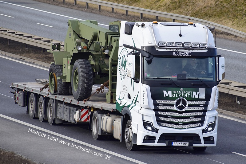 _DSC1652 MOLKENTIN TRANSPORT-crop-ACTROS MP5.JPG