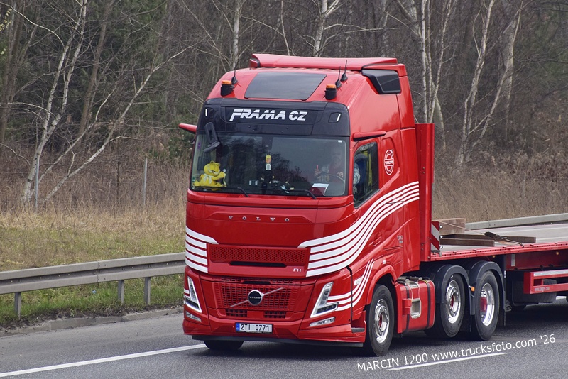 _DSC3719 FRAMA CZ-crop-VOLVO FH AERO.JPG