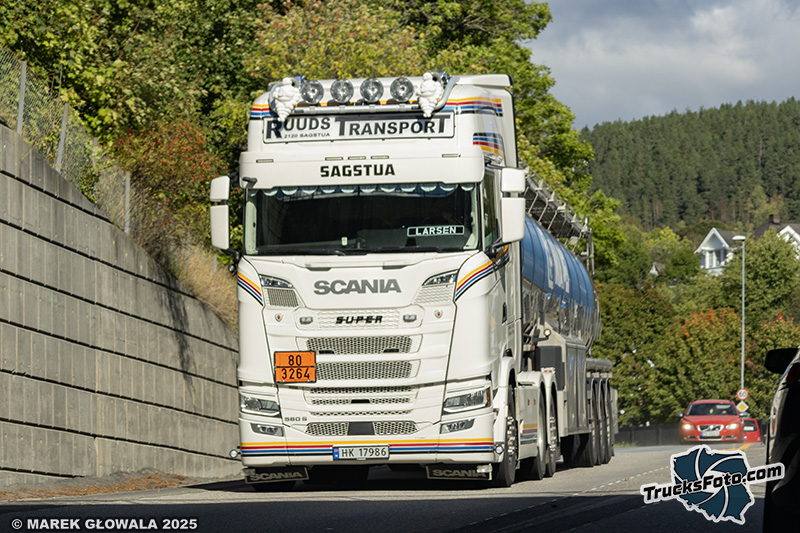 Scania 560S - Ruuds Transport.jpg
