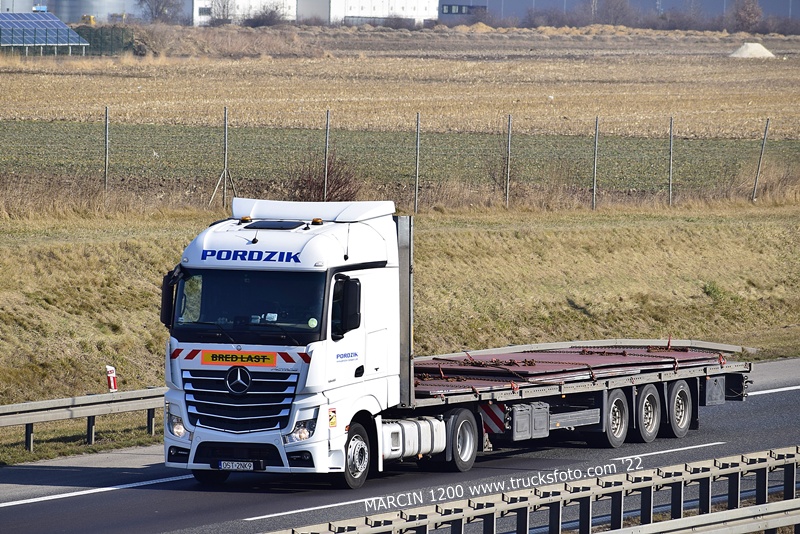 _DSC2637 PORDZIK-crop-ACTROS MP4.JPG