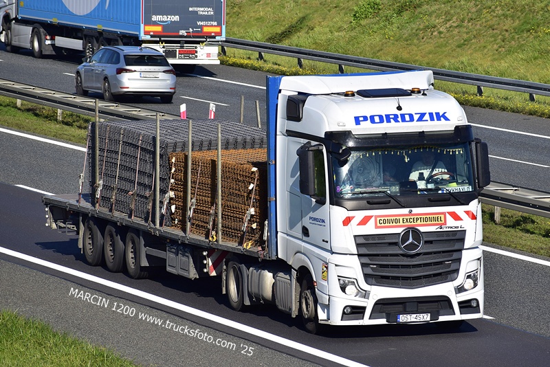 _DSC3596 PORDZIK-crop-ActrosL MP5.JPG