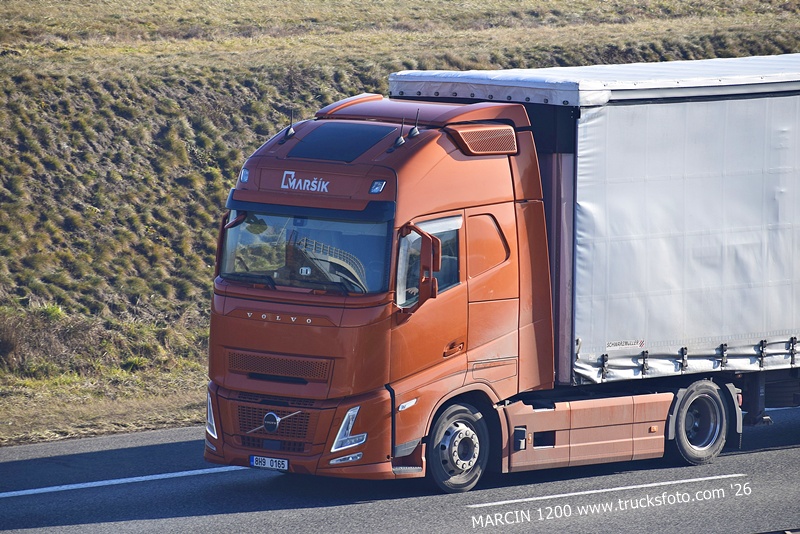 _DSC2003 MARSIK-crop-VOLVO FH AERO.JPG