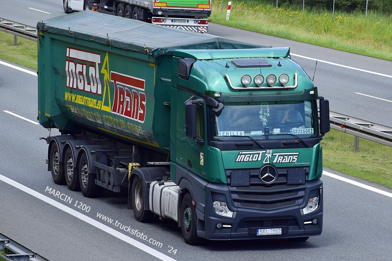 _DSC00011 (877) INGLOT TRANS-crop-ACTROS MP4.JPG