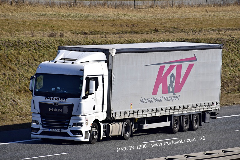 _DSC3056 PREVOST-crop-MAN TGX II.JPG