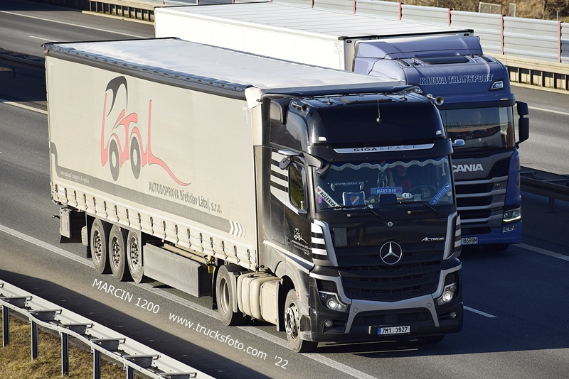 _DSC1831 LATAL-crop-ACTROS MP5.JPG