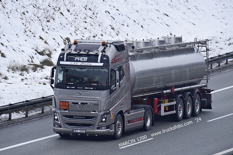 _DSC00011 (2727) LAS-crop-VOLVO FH4.JPG