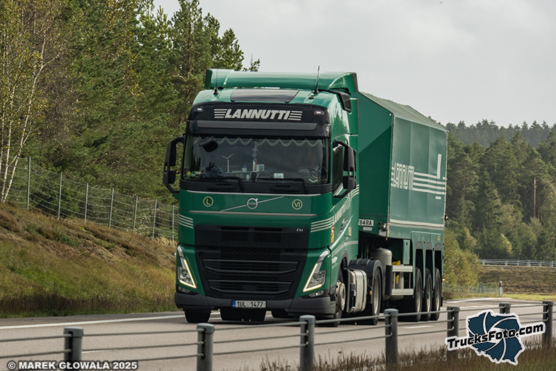 Volvo FH5 - Lanutti.jpg