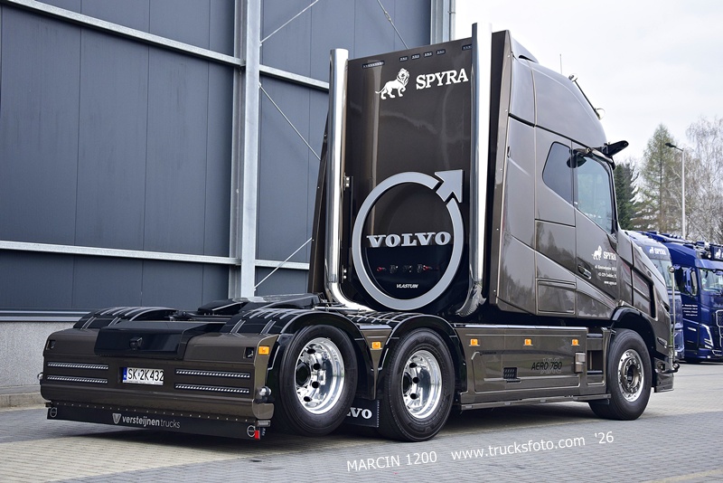 _DSC4502-crop-VOLVO VT5 AERO XXL 780 VLASTUIN - SPYRA.JPG