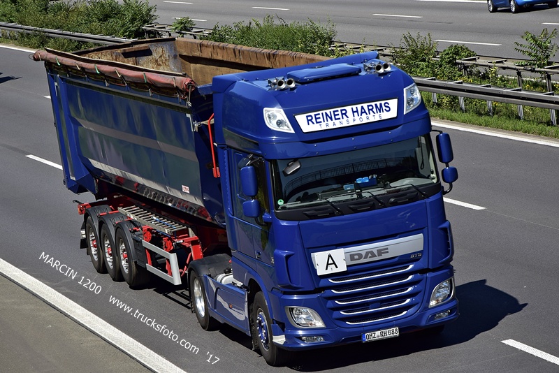 _DSC4762 Reiner Harms-crop-DAF XF 106.JPG