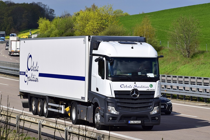 _DSC2904 OEHRLE SPEDITION-crop-ACTROS MP5.JPG