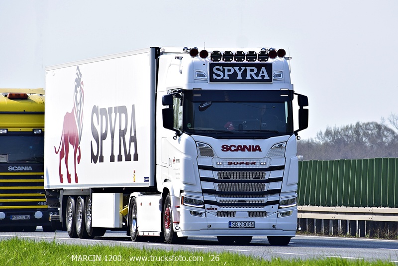 _DSC7207-crop-SPYRA-crop-SCANIA S560.JPG