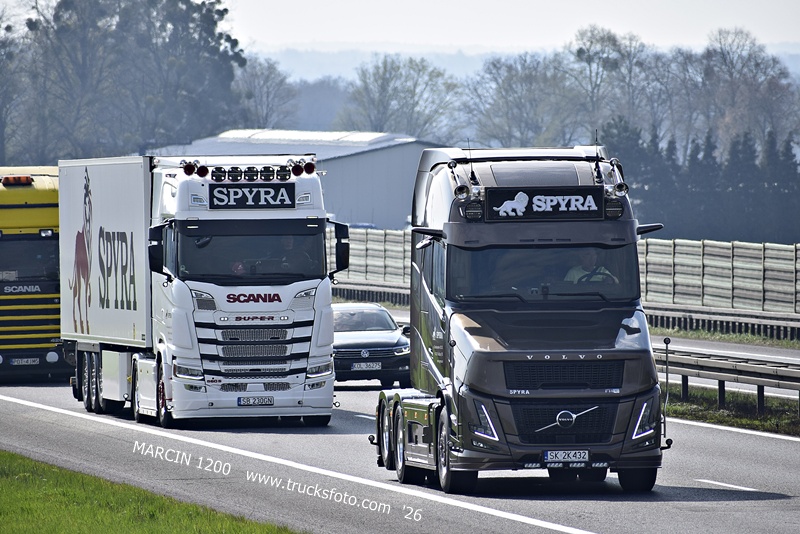 _DSC7211-crop-SPYRA - SCANIA VOLVO.JPG