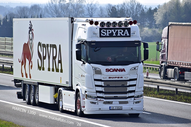 _DSC7213-crop-VOLVO VT5 AERO XXL 780 VLASTUIN - SPYRA.JPG