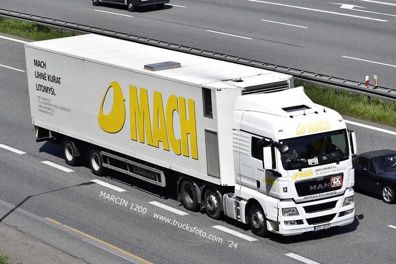 _DSC00011 (526) MACH-crop-MAN TGX.JPG