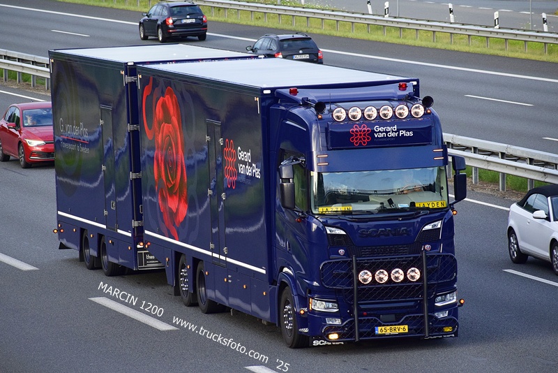 _DSC8247 GERARD VAN DER PLAS-crop-SCANIA S.JPG