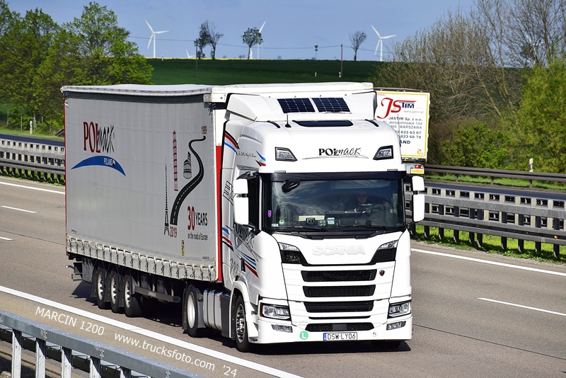 _DSC2478 POL MACK-crop-SCANIA.JPG