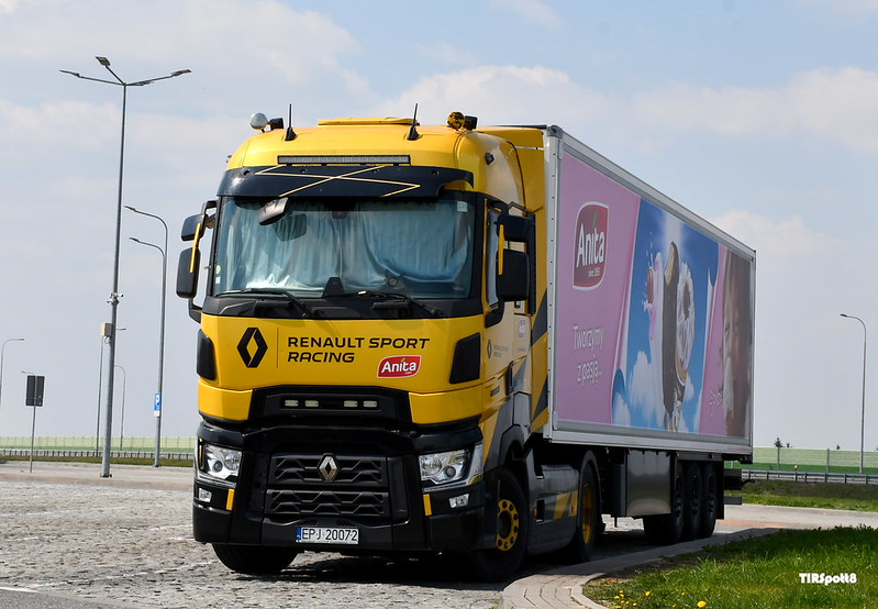 Renault_Sport_Racing_Anita.jpg