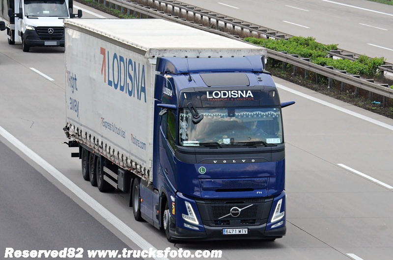 DSC_0648 LODISNA volvo aero.JPG