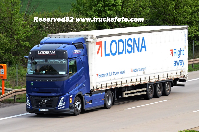 DSC_4115 LODISNA Volvo Aero.JPG
