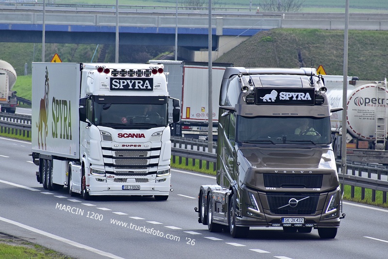 _DSC7223-crop-SPYRA-VOLVO VT5 AERO - SCANIA S560.JPG