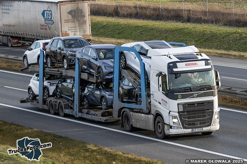 Volvo FH4 - Motohouse.jpg
