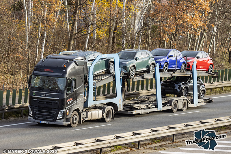 Volvo FH4 Motohouse.jpg