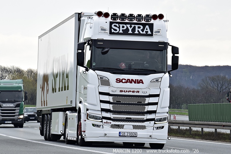 _DSC7259-crop-SPYRA- SCANIA S560.JPG