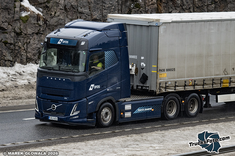 Volvo FH Aero elektryk - DFDS.jpg