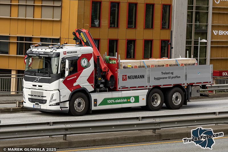 Volvo FM Electric - Neumann Bygg.jpg