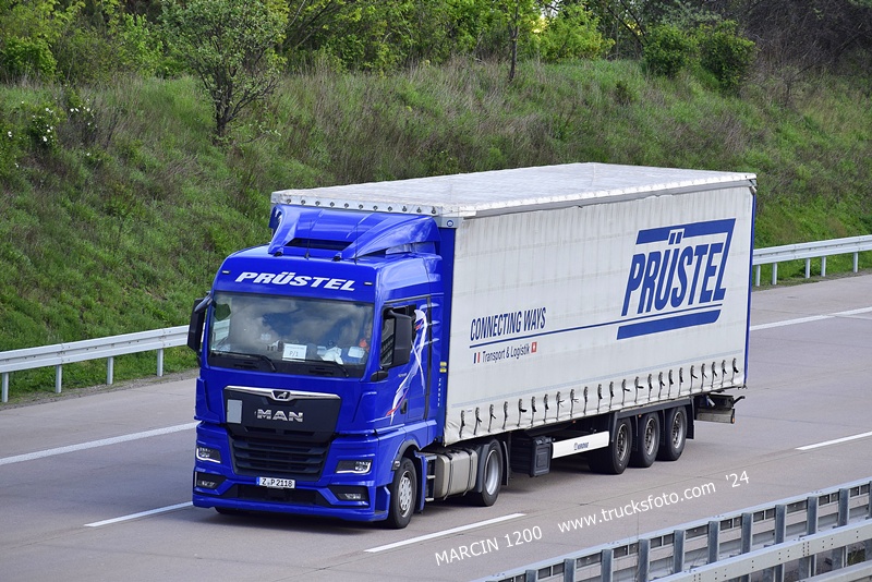 _DSC1576 PRUSTEL-crop-MAN TGX II.JPG